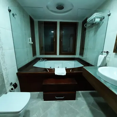 Hotel Cesmeli Silivri