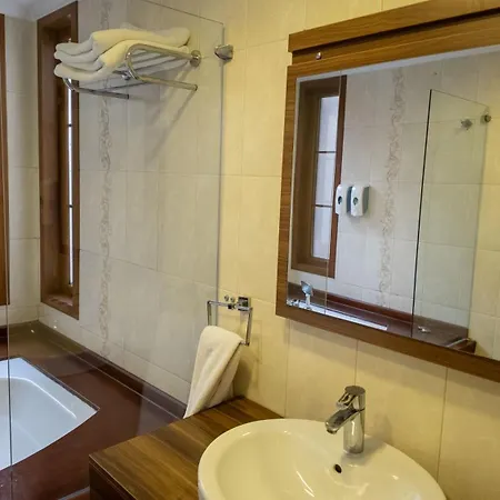 Hotel Cesmeli