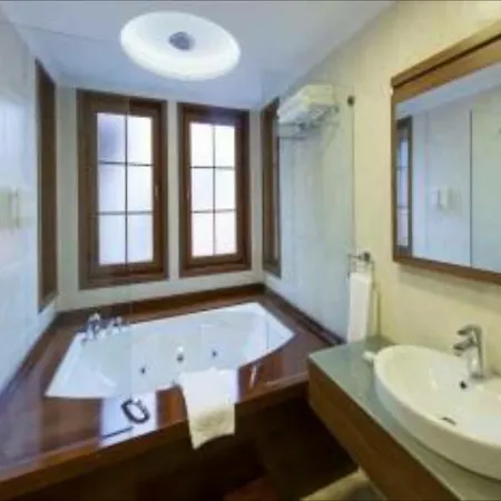 Cesmeli Hotel Silivri